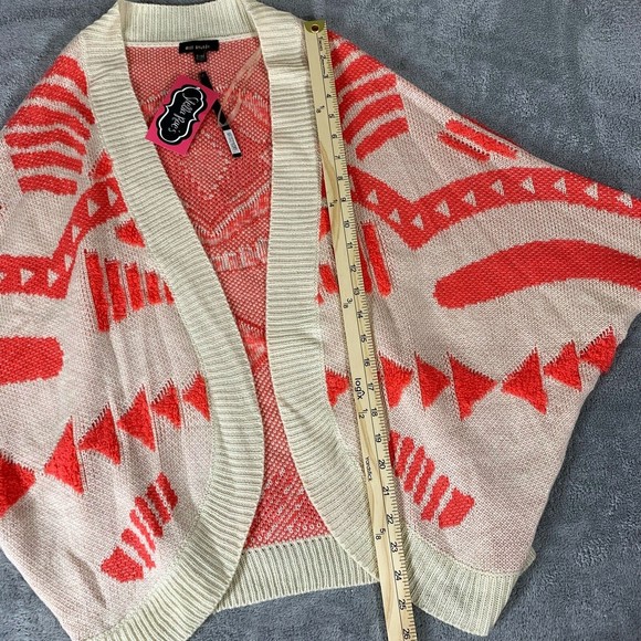 Miss Avenue NWT Tribal Aztec Knit Sweater Open Cardigan Size Small/Med Women’s - Picture 5 of 7